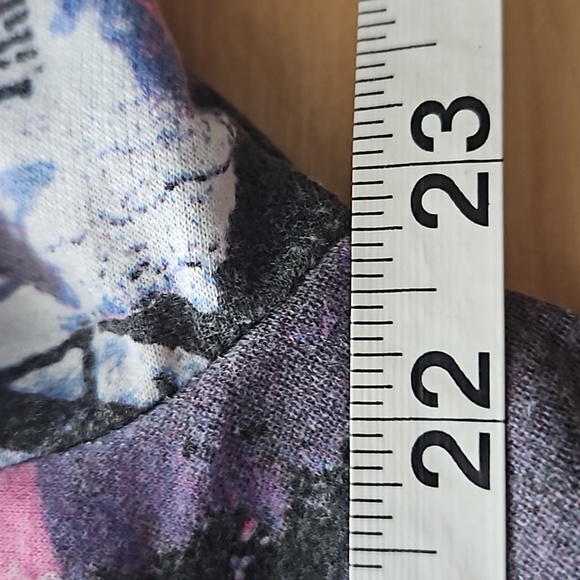 Miss Selfie Graphic Sweatshirt Sz Large - Picture 5 of 6